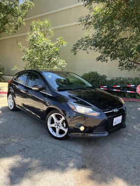 Black 2012 Ford Focus Titanium