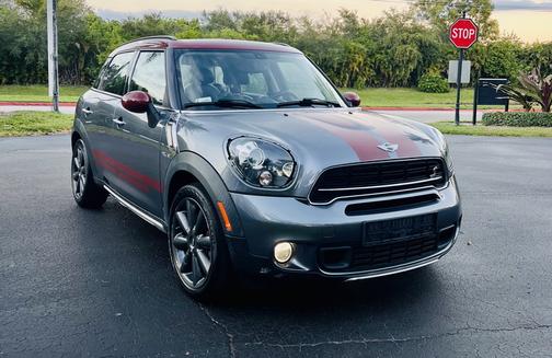 2016 MINI Countryman Cooper S