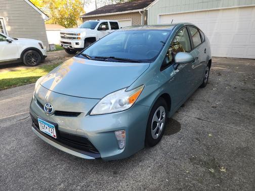 Green 2012 Toyota Prius Three