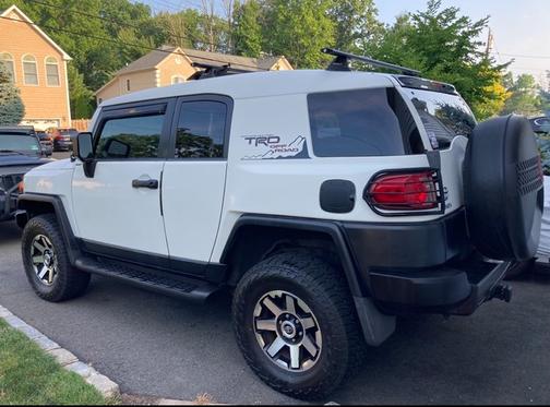 2010 Toyota FJ Cruiser Base