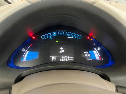 Black 2012 Nissan Leaf SL