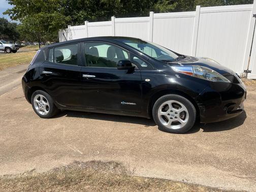 Black 2012 Nissan Leaf SL