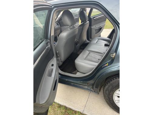 2005 Chrysler 300 Touring