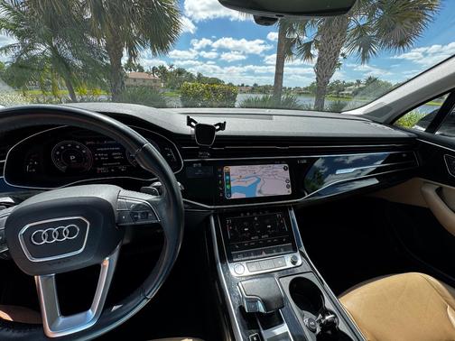 Black 2020 Audi Q7 55 Premium Plus