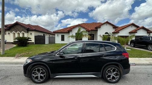 Black 2018 BMW X1 sDrive28i