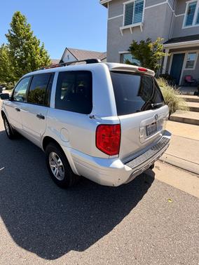 Silver 2003 Honda Pilot EX-L