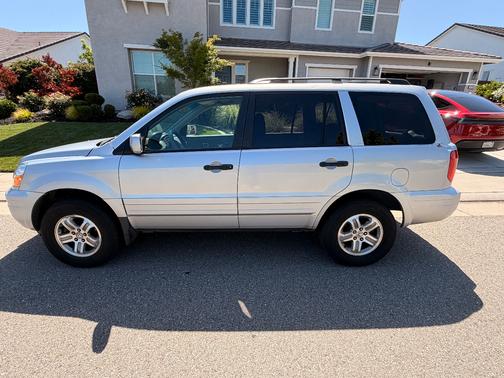Silver 2003 Honda Pilot EX-L