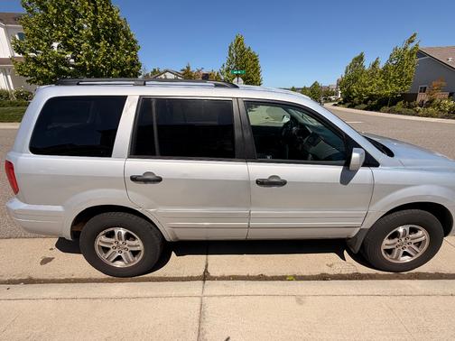 Silver 2003 Honda Pilot EX-L