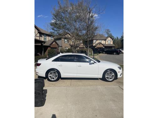 Photo 2 of 24 of 2017 Audi A4 2.0T Premium