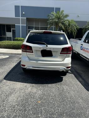 White 2016 Dodge Journey Crossroad