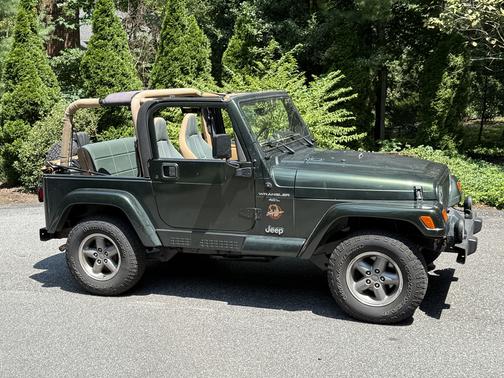 Green 1998 Jeep Wrangler Sahara