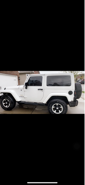 Photo 2 of 10 of 2013 Jeep Wrangler Sahara