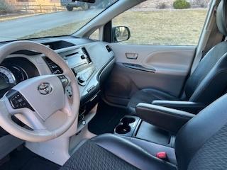 2011 Toyota Sienna SE