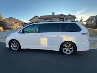 2011 Toyota Sienna SE