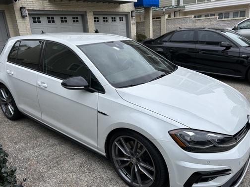 2019 Volkswagen Golf R 4-Door w/DCC & Navigation