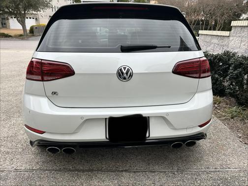 2019 Volkswagen Golf R 4-Door w/DCC & Navigation