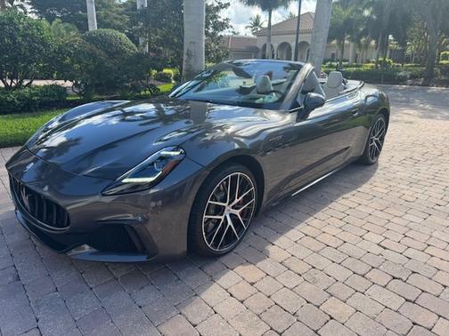 2024 Maserati GranCabrio Trofeo 3.0L