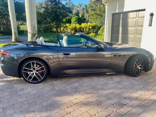 2024 Maserati GranCabrio Trofeo 3.0L