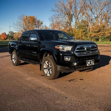 Black 2018 Toyota Tacoma Limited