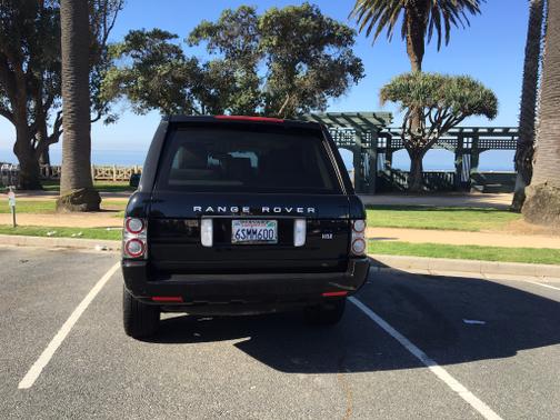 Photo 4 of 5 of 2011 Land Rover Range Rover HSE