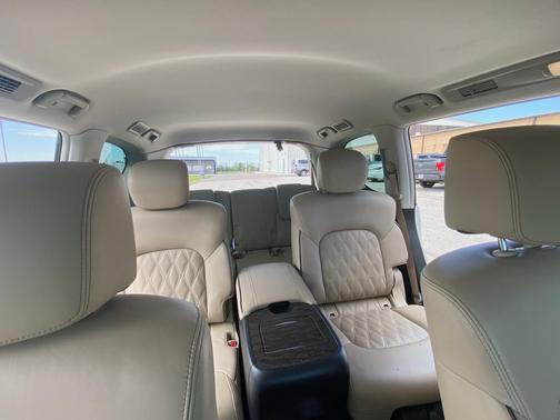 White 2023 Nissan Armada Platinum