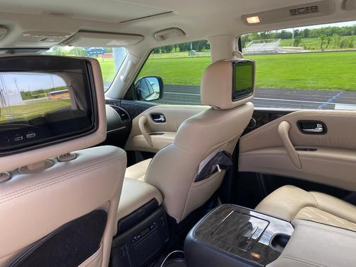 White 2023 Nissan Armada Platinum