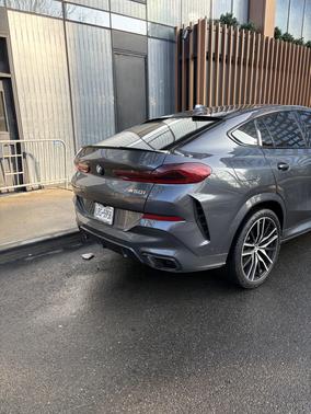 2022 BMW X6 M50i