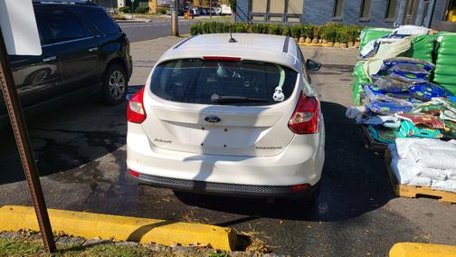 White 2012 Ford Focus Titanium