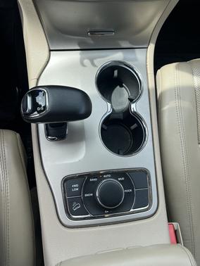 White 2015 Jeep Grand Cherokee Limited