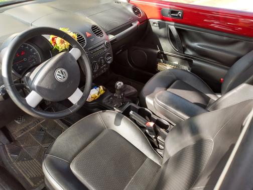 2009 Volkswagen New Beetle L