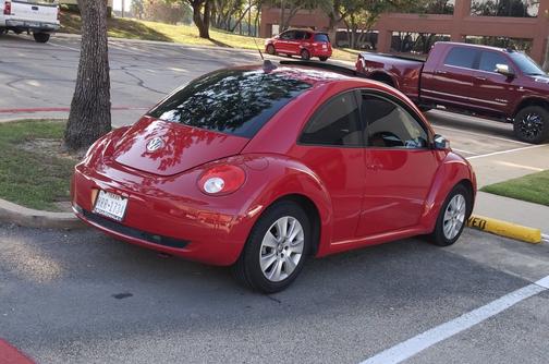 2009 Volkswagen New Beetle L