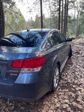 2014 Subaru Legacy 2.5i Premium