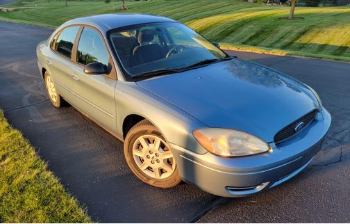 2007 Ford Taurus SE