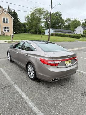 2013 Hyundai Azera Base