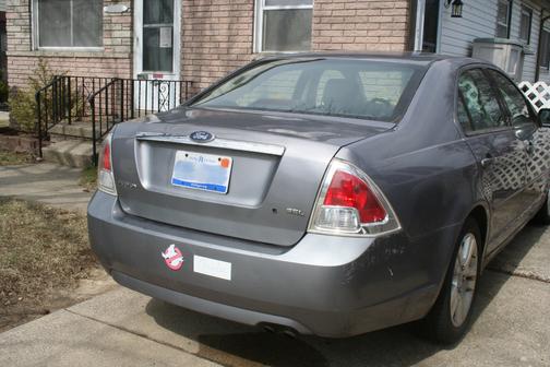 Gray 2007 Ford Fusion SEL