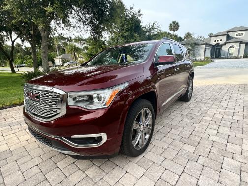 2017 GMC Acadia Denali