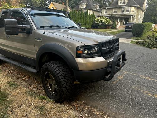 2005 Ford F-150 XLT