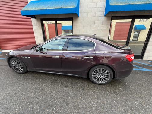 2017 Maserati Ghibli Base