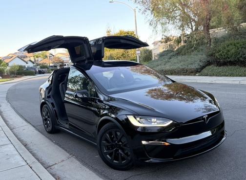 Black 2024 Tesla Model X Long Range