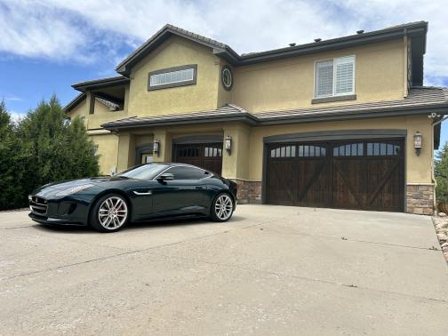 2016 Jaguar F-TYPE R