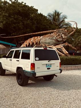 2000 Jeep Cherokee Sport 4WD