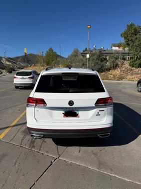 White 2021 Volkswagen Atlas 2.0T SE w/Technology