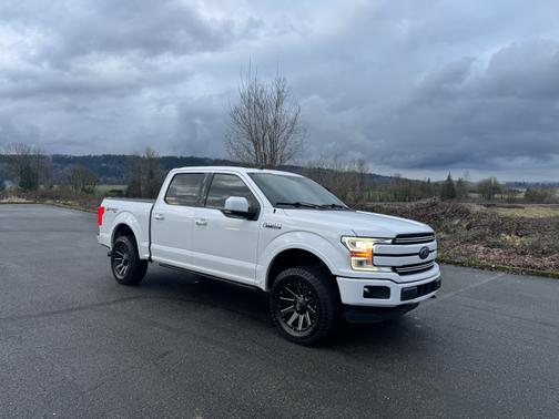 White 2019 Ford F-150 XLT