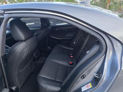 2017 Lexus IS 200t Base