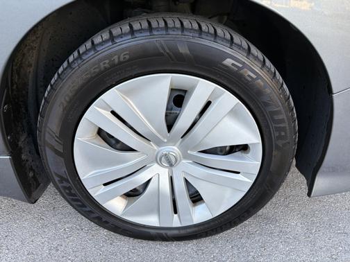 2019 Nissan Leaf S