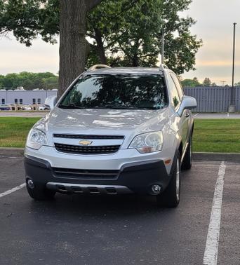 Silver 2012 Chevrolet Captiva Sport 2LS