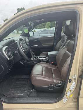 Beige 2017 Toyota Tacoma Limited