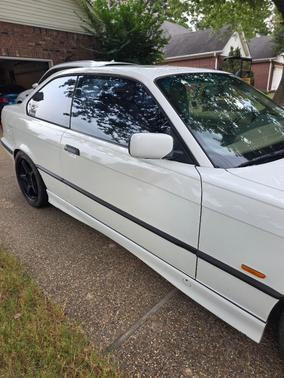 White 1999 BMW 328 iS