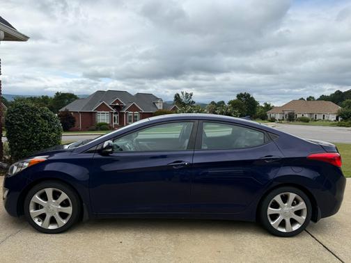 2013 Hyundai ELANTRA Limited