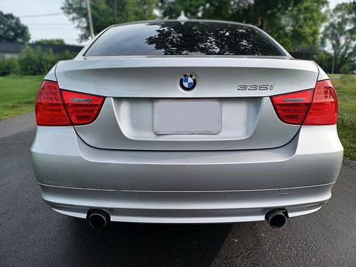 2011 BMW 335 i xDrive